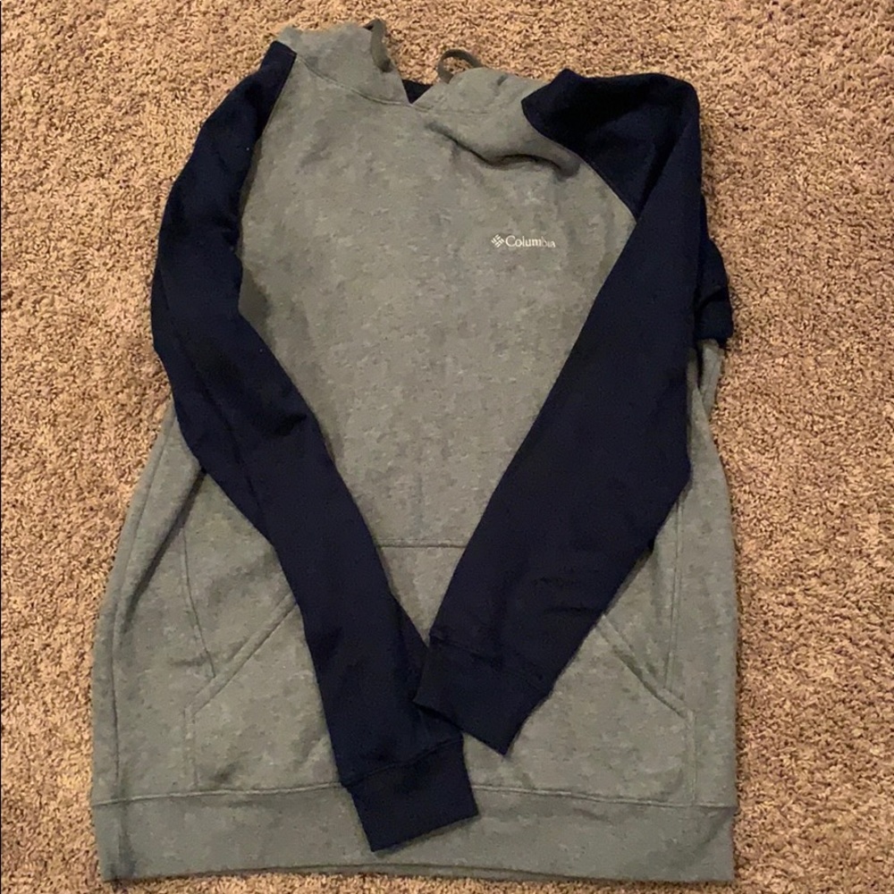 Men’s Columbia Sweatshirt